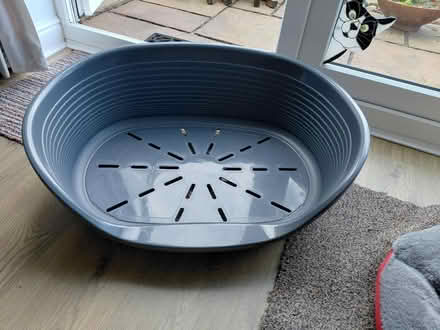Photo of free Dog bed (Middlewood S6) #1