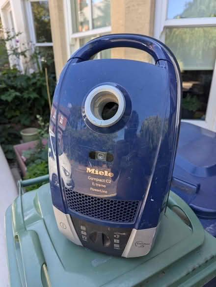 Photo of free Miele vacuum cleaner. Broken motor (Osney OX2) #1