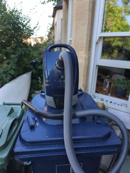 Photo of free Miele vacuum cleaner. Broken motor (Osney OX2) #2