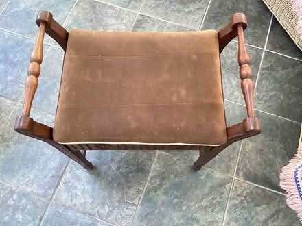 Photo of free Piano stool (Banstead SM7) #3