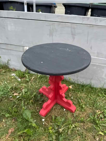 Photo of free Small side table (SW16) #1