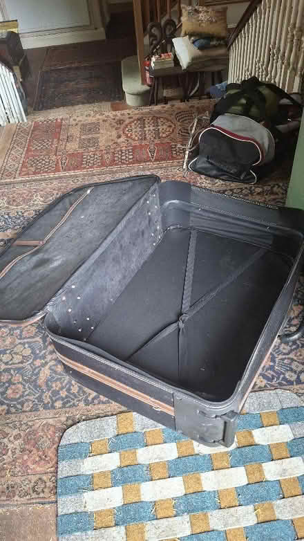 Photo of free Large wheeled Travel Case (Henbury BS10) #2