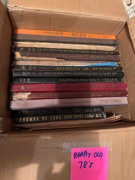 Photo of free Box of 78rpm Records... old (In Groton, near Shaws) #1