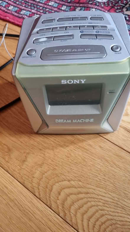 Photo of free Clock alarm radio (South Tonbridge TN9) #1