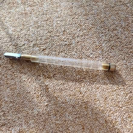 Photo of free Glass cutter and fluid (Me14 2ha) #1