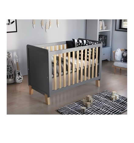 Photo of free Baby cot with the Cot Bumper (Totley, S17) #3