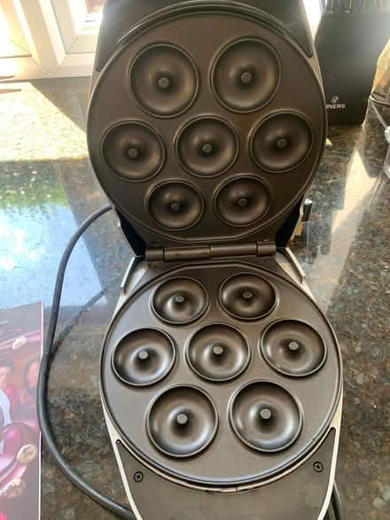 Photo of free Donut maker (Sonning RG4) #1