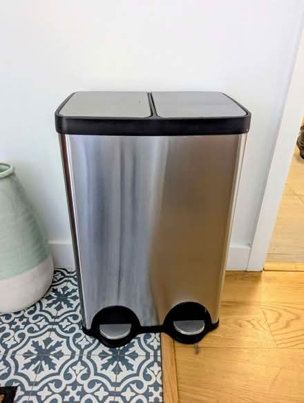 Photo of free pedal bin (Cliffe BN7) #1