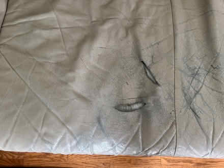 Photo of free Leather love seats (Meadowvale) (Britannia & Winston Churchill) #4