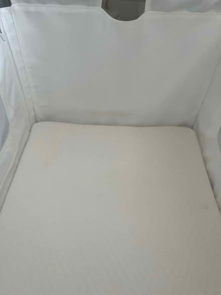 Photo of free Snüz Pod 3, light grey and white (CM18) #3