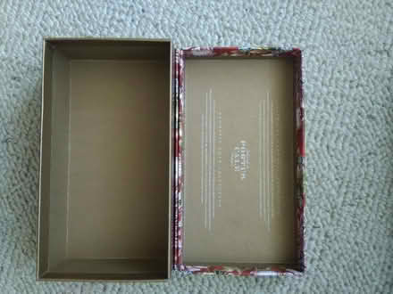 Photo of free Pretty box made of strong card, 17*13cm (Millhouses S7) #2