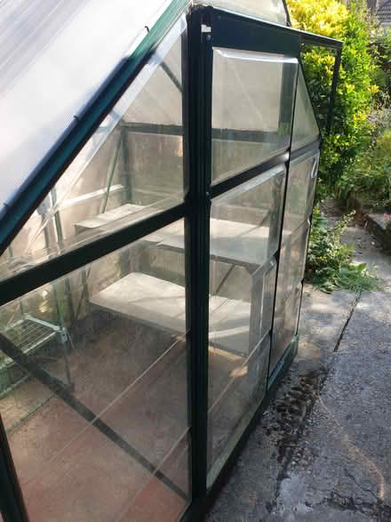 Photo of free READ ALL DETAIL PLS! Greenhouse (ME16 - Allington) #2