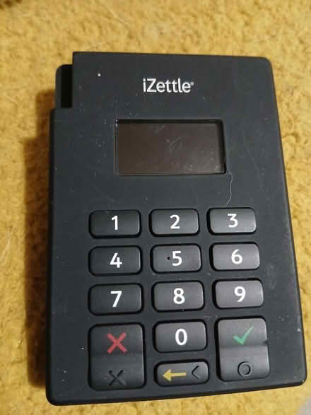 Photo of free iZettle Card reader (SE22) #1