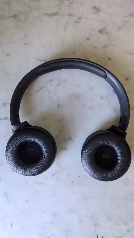 Photo of free JBL headphones one ear tempermental (Tranmere CH42) #2