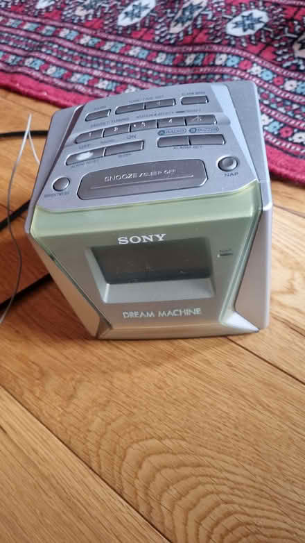 Photo of free Radio alarm clock (South Tonbridge TN9) #1