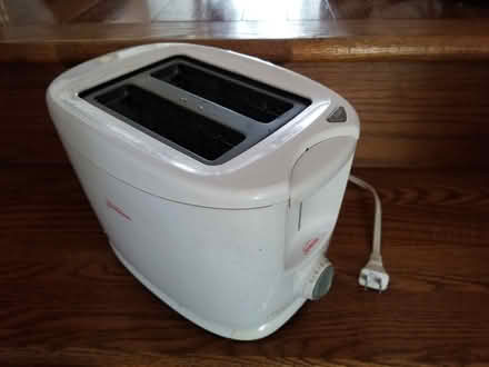 Photo of free Sunbeam toaster (Centrepointe) #1