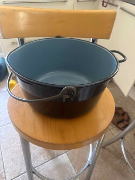 Photo of free Large enamel pan (Sg6 3nb) #1
