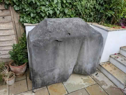 Photo of free 4 burner gas BBQ - rusty but works (Harringay Ladder N8) #4