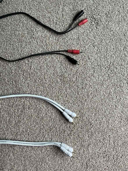 Photo of free 5m & 10m phono cables (Horsforth LS18) #1