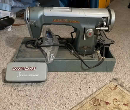 Photo of free Vintage Sewing Machine (San Jose California) #1