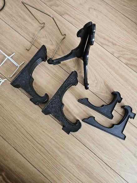 Photo of free Plate Stands (Woodley RG5) #1