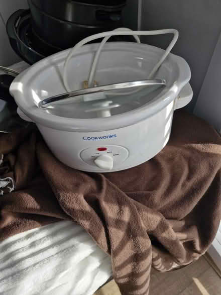 Photo of free Slow cooker (MK15 downhead park) #1