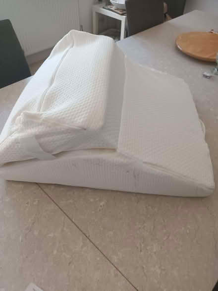 Photo of free 4-way Wedge Support Pillow (Beaconsfield HP9) #1