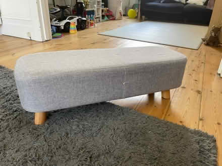 Photo of free Foot stool/kiddies bench (Balham SW12) #1