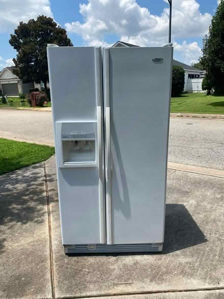 Photo of free Whirlpool refrigerator (Warner Robins) #1
