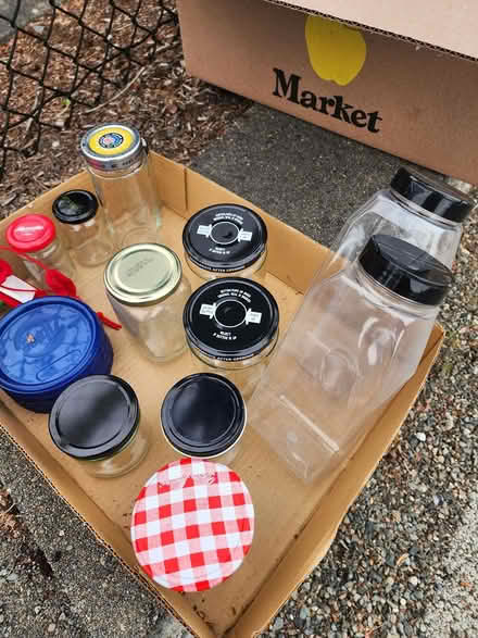 Photo of free on curb - boxes, glass jars (Seatac, WA 98188) #3