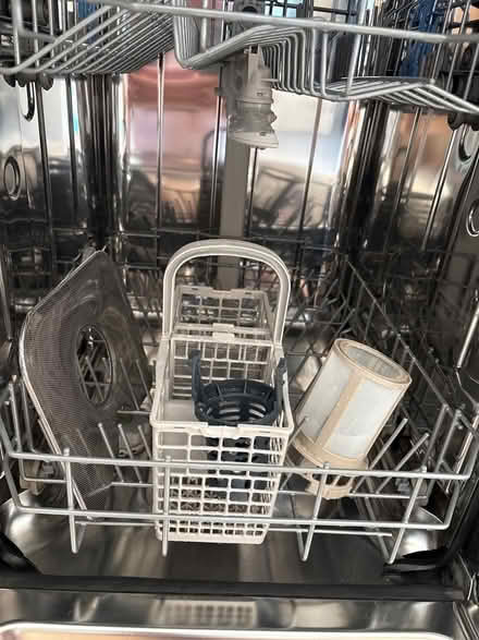 Photo of free Slimline dishwasher integrated (Haxby YO32) #3