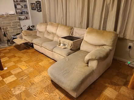 Photo of free 5 seater sectional couch + chaise (Pikesville) #1