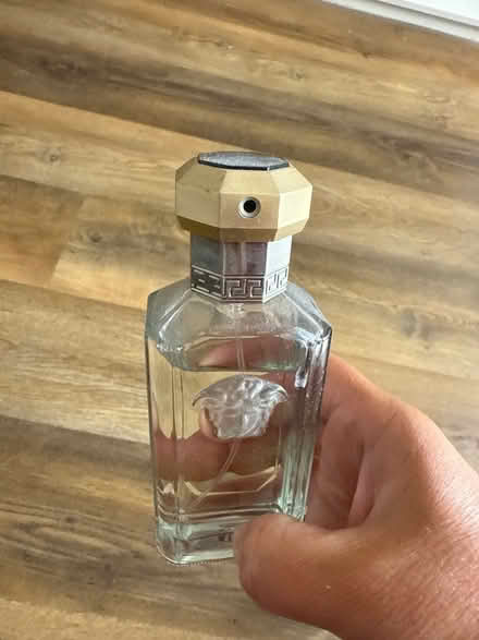 Photo of free Men’s cologne fragance (Common Edge FY4) #2