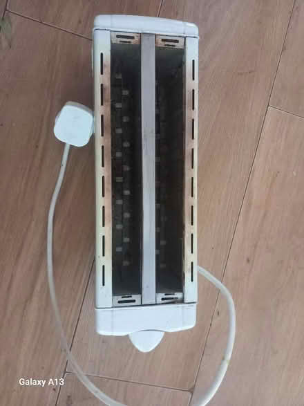 Photo of free Toaster (Slough central SL1) #2