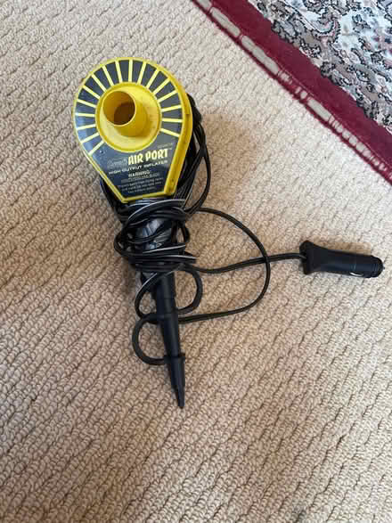 Photo of free Airbed pump 12v (Kenilworth CV8) #1