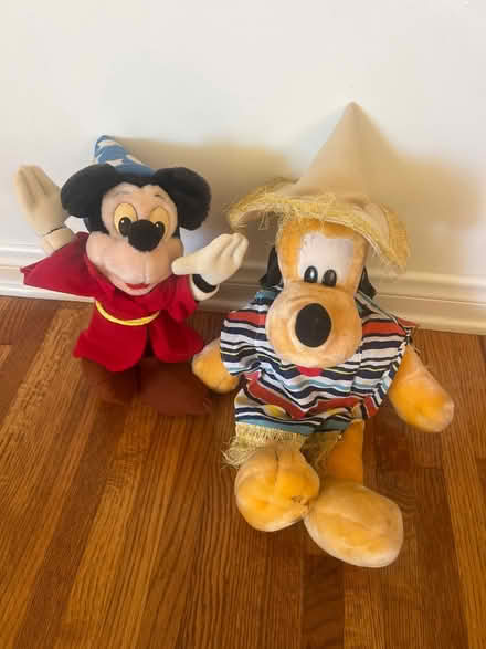 Photo of free Vintage Mickey Mouse & Pluto (La Tijera Village) #1