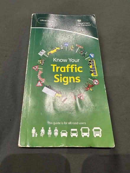 Photo of free Traffic signs book (N8) #1