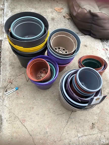 Photo of free small and medium plastic flowerpots (Sprowston NR7) #1