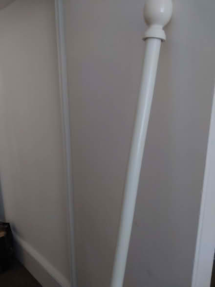 Photo of free Cùrtain pole (Hastings TN34) #2