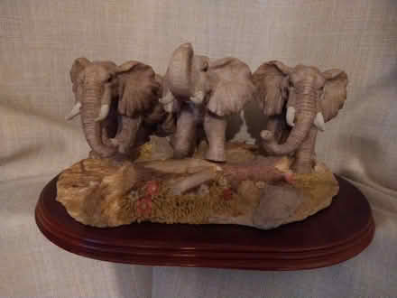 Photo of free Regency (I think) 3 elephants (Croydon) #1