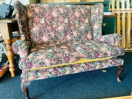 Photo of free Floral sofa ( two chairs if (Stanton harcourt, OX29) #2