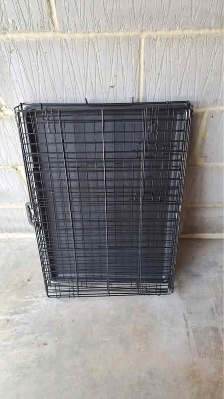 Photo of free Dog crate - medium (East Harling NR16) #1