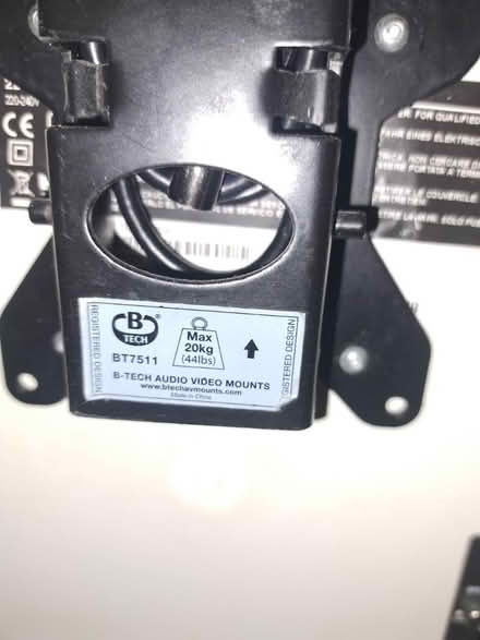 Photo of free Hitachi tv / monitor (Montpelier BS6) #1
