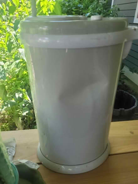 Photo of free Tall diaper pail (mohegan lake, ny) #1