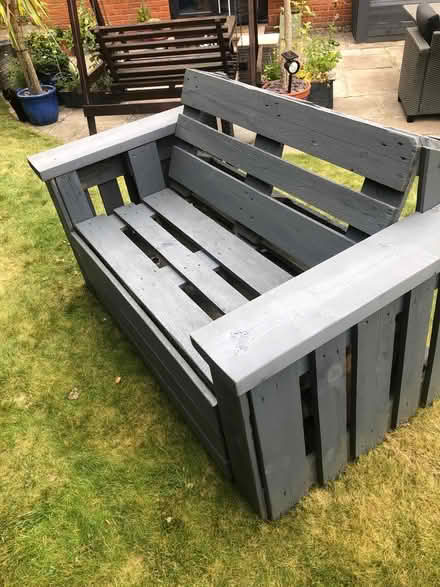 Photo of free Garden seat (SY22) #2