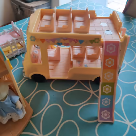Photo of free Kids Sylvania Families Nursery/Bus (Knighton LE2) #4