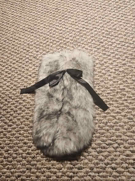 Photo of free Faux Fur Covered Wine Gift Bag (Marlboro) #1