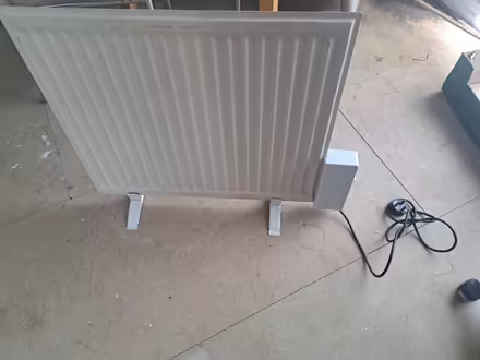 Photo of free Portable electric radiator (Montpelier BS6) #2