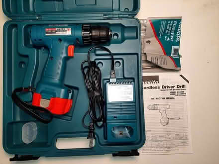 Photo of free Makita 9.6V cordless drill set (south San Carlos) #1
