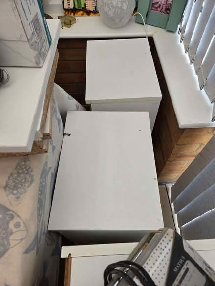 Photo of free spare kitchen cabinets (wall cabinets, Howdens) X4 (Rochester ME1) #1